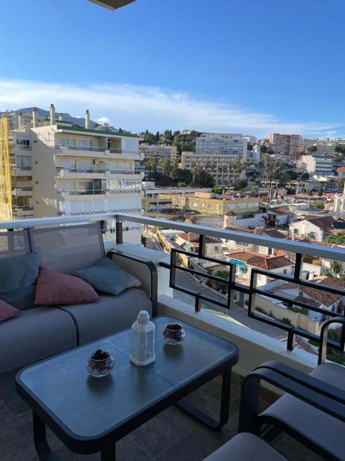 Apartamento Totalmente Reformado Con Piscina Y Jardines Al Lado De La Playa De La Carihuela Torremolinos Exterior photo